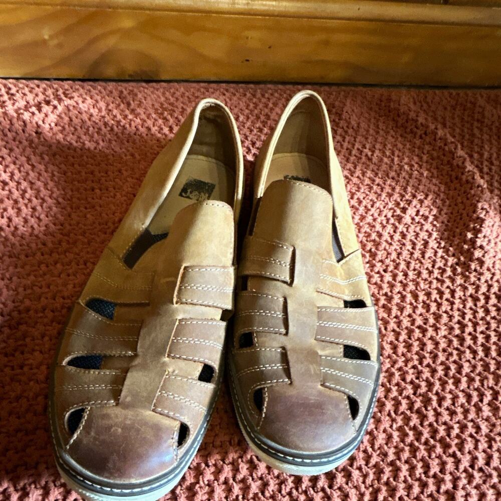 J&M Men’s Brown Leather Slip-On Sandals Casual Closed Toe Elastic Size 11M